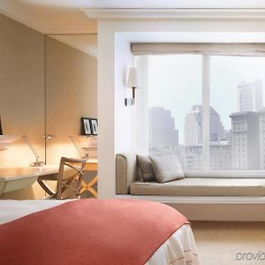 Union Square Deluxe King Bed